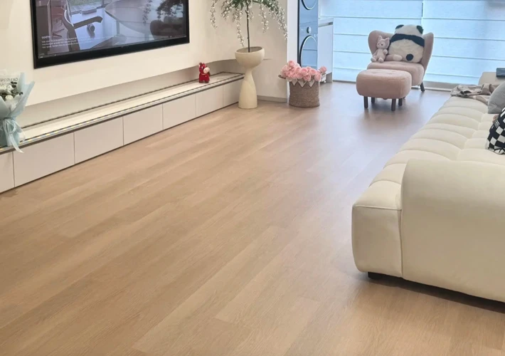 SPC flooring plank finish and surface detail for specification review